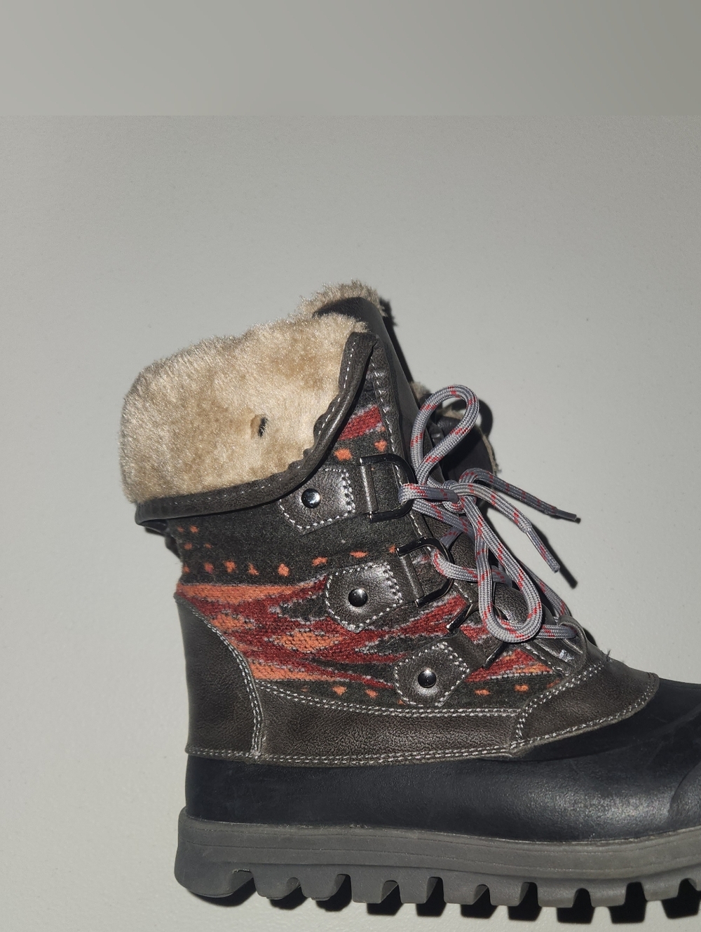 Baretraps Yaegar Stay Dry System Womens Snow Boots Fabric Upper Size 7
